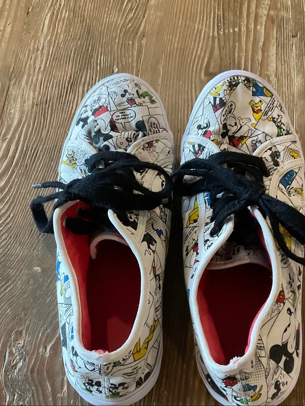 Disney Comic-Strip Athletic Sneakers in White with Black Laces and Pink Lining